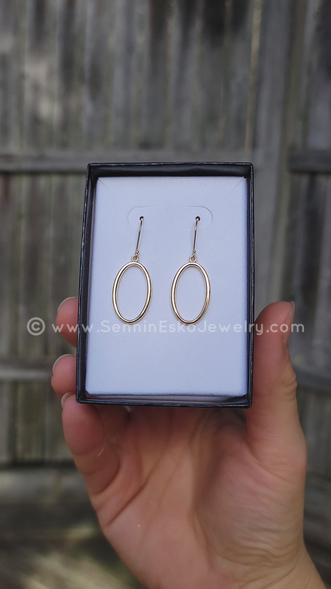 READY TO SHIP Solid 14kt Gold Oval Hoop Earrings