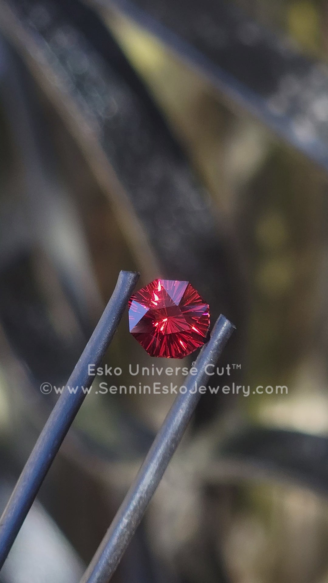 2 Carat Malaya Garnet Octagon - 8.6x7.7mm - Esko Universe Cut ™
