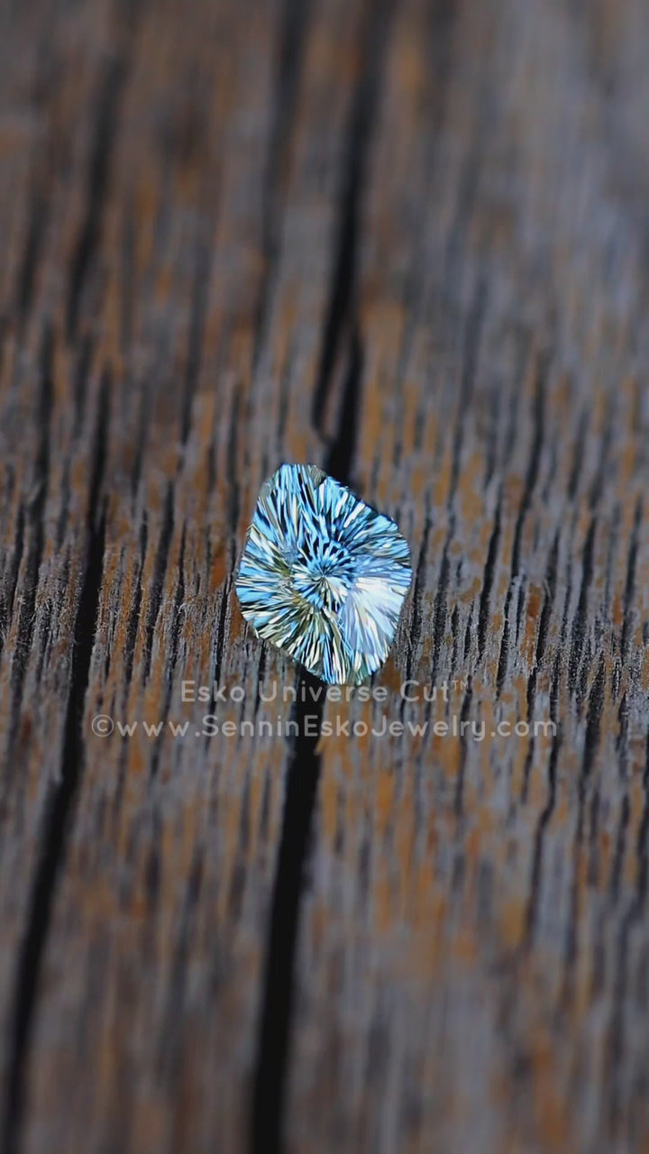 1 carat Vanadium Beryl Do-Decagon - 7.8x6.1mm - Esko Universe Cut ™