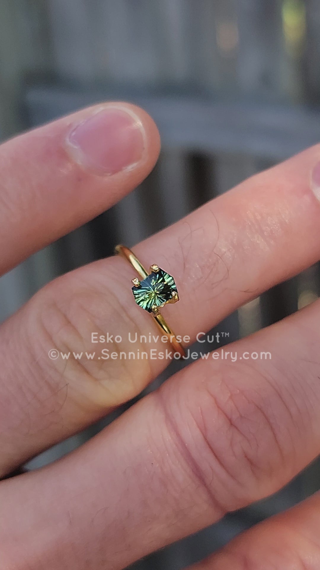 0.81 Carat Yellow/Green Striped Parti Sapphire - 6.1x4.2mm - Esko Universe Cut ™