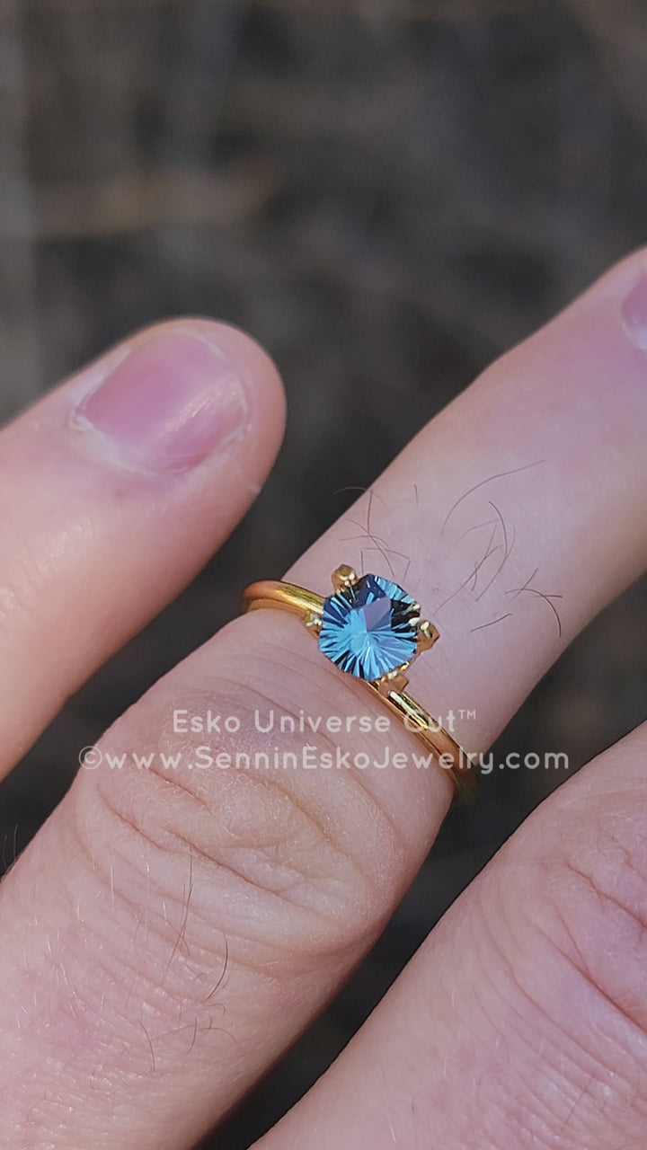 0.93 Carat Blue/Yellow Sapphire Octagon - 5.8x6mm - Esko Universe Cut ™