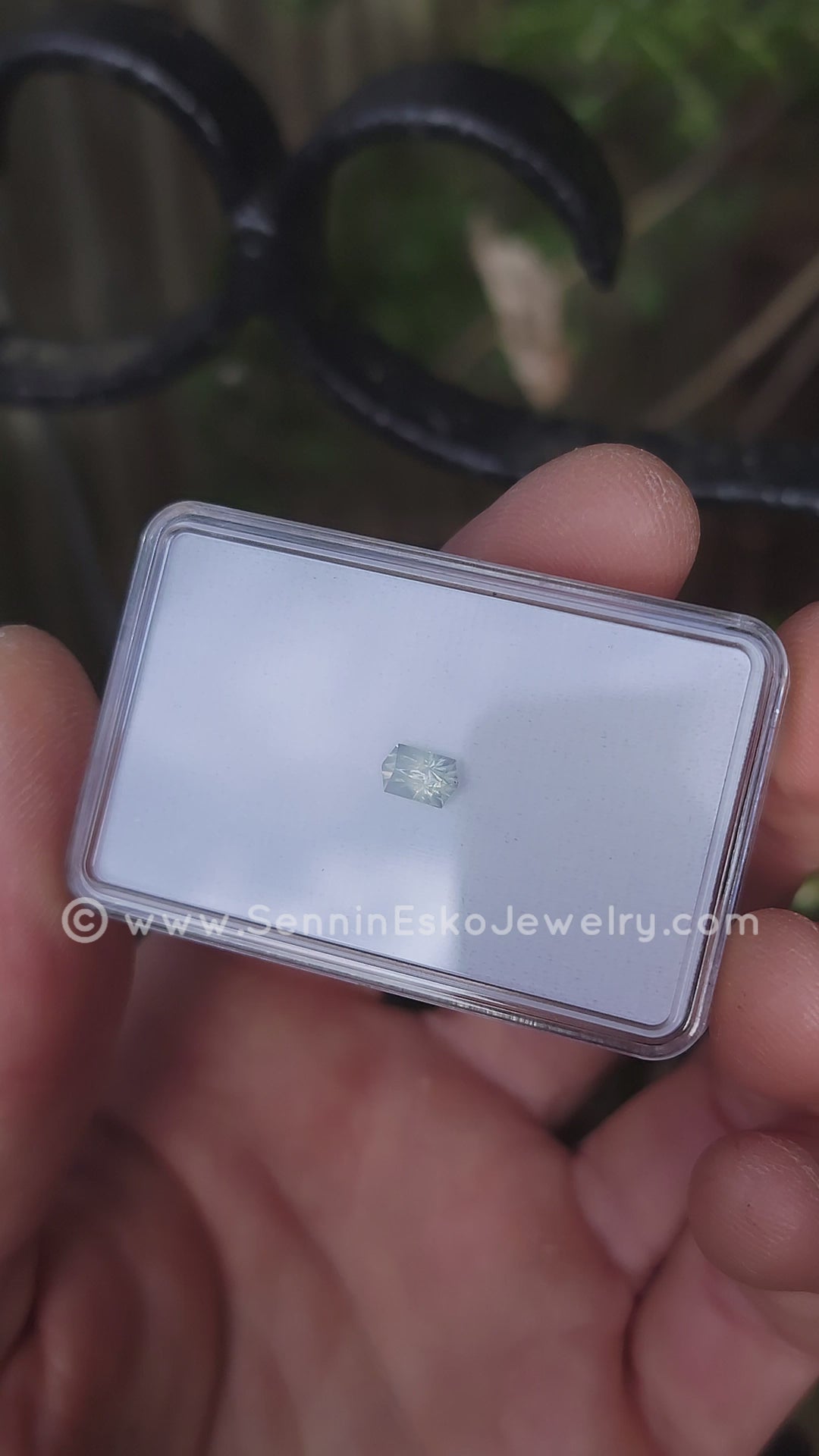 1 Carat Yellow/Green Montana Sapphire Hexagon -  6.8x4.1mm - Galaxy Cut