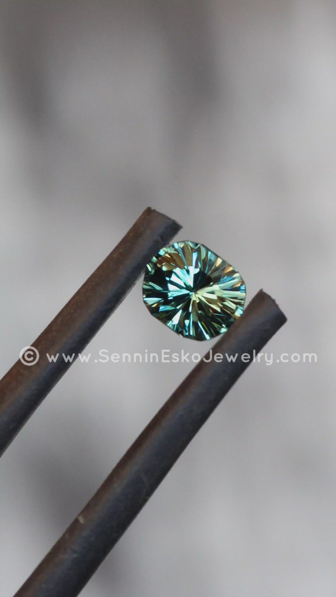 0.45 Carat Blue/Yellow Parti Sapphire Dodecagon -  5.2x4mm - Galaxy Cut