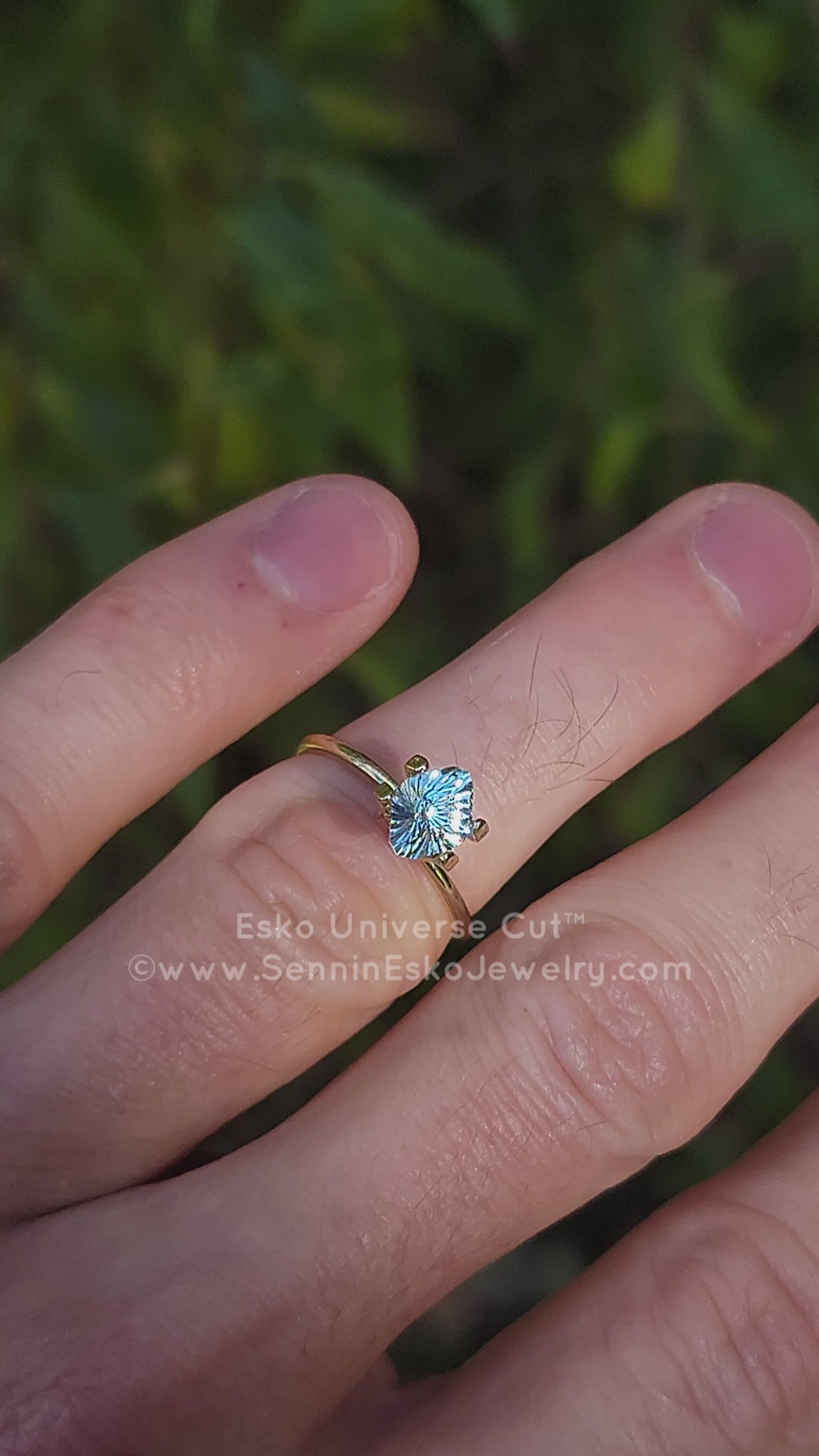 1 carat Vanadium Beryl Do-Decagon - 7.8x6.1mm - Esko Universe Cut ™