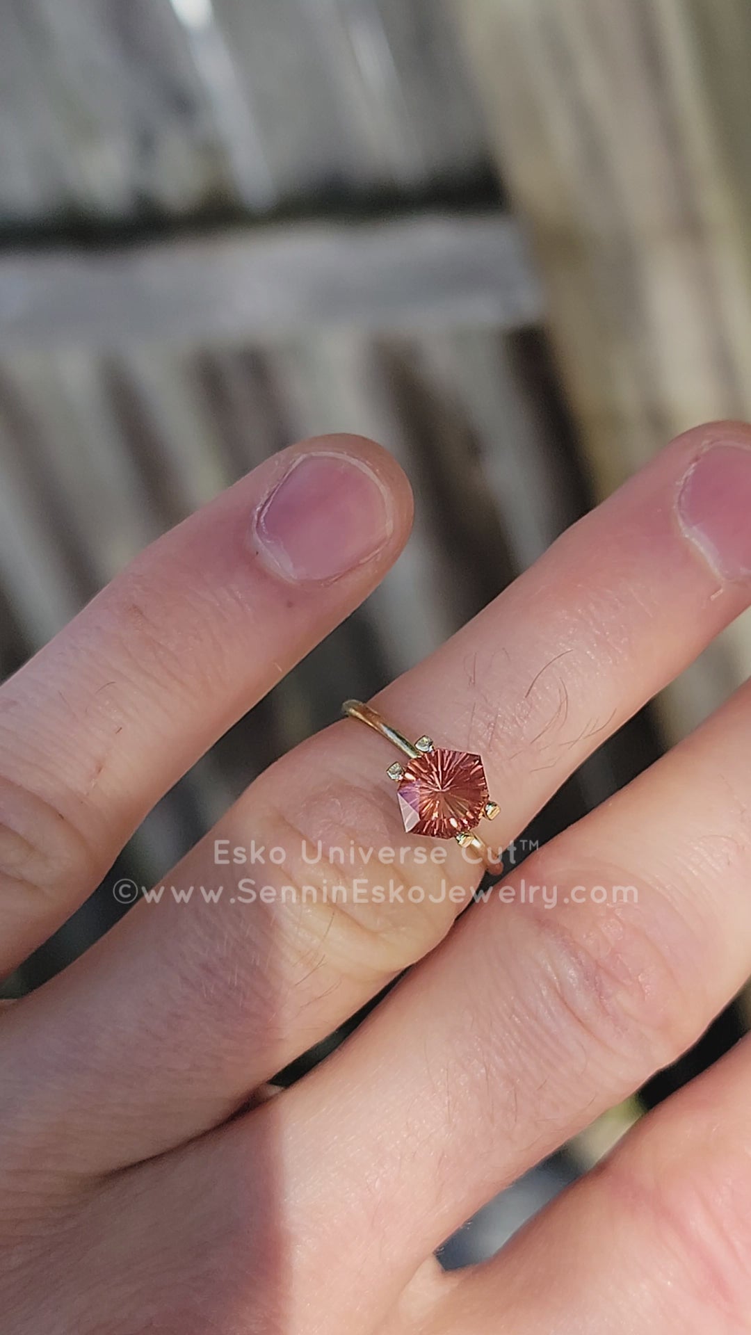 1.4 Carat Orange/Red Oregon Sunstone - 8.5x7.5mm - Esko Universe Cut ™