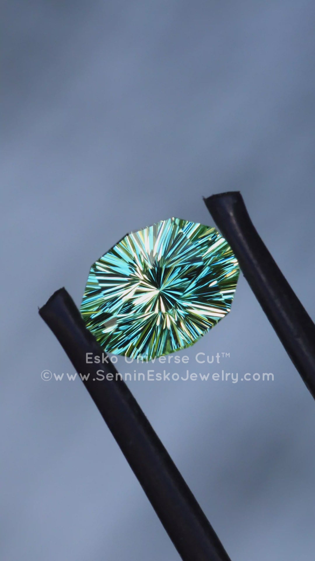 1.8 Carat Mint Garnet Oval - 8.3x6.4mm - Esko Universe Cut ™