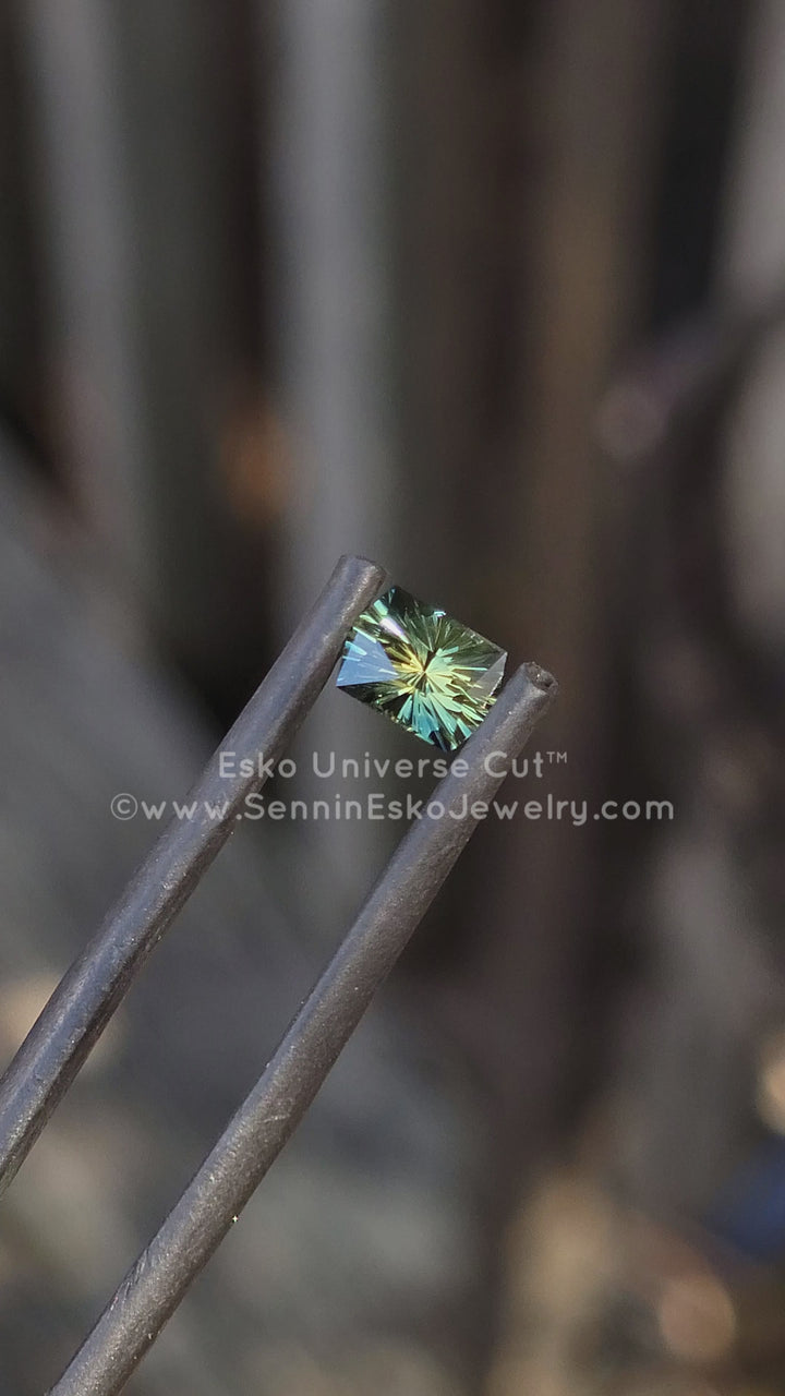0.81 Carat Yellow/Green Striped Parti Sapphire - 6.1x4.2mm - Esko Universe Cut ™