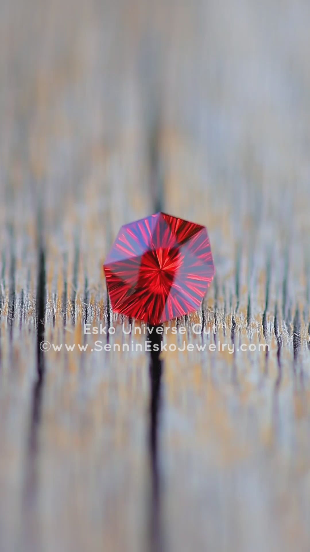 2 Carat Malaya Garnet Octagon - 8.6x7.7mm - Esko Universe Cut ™