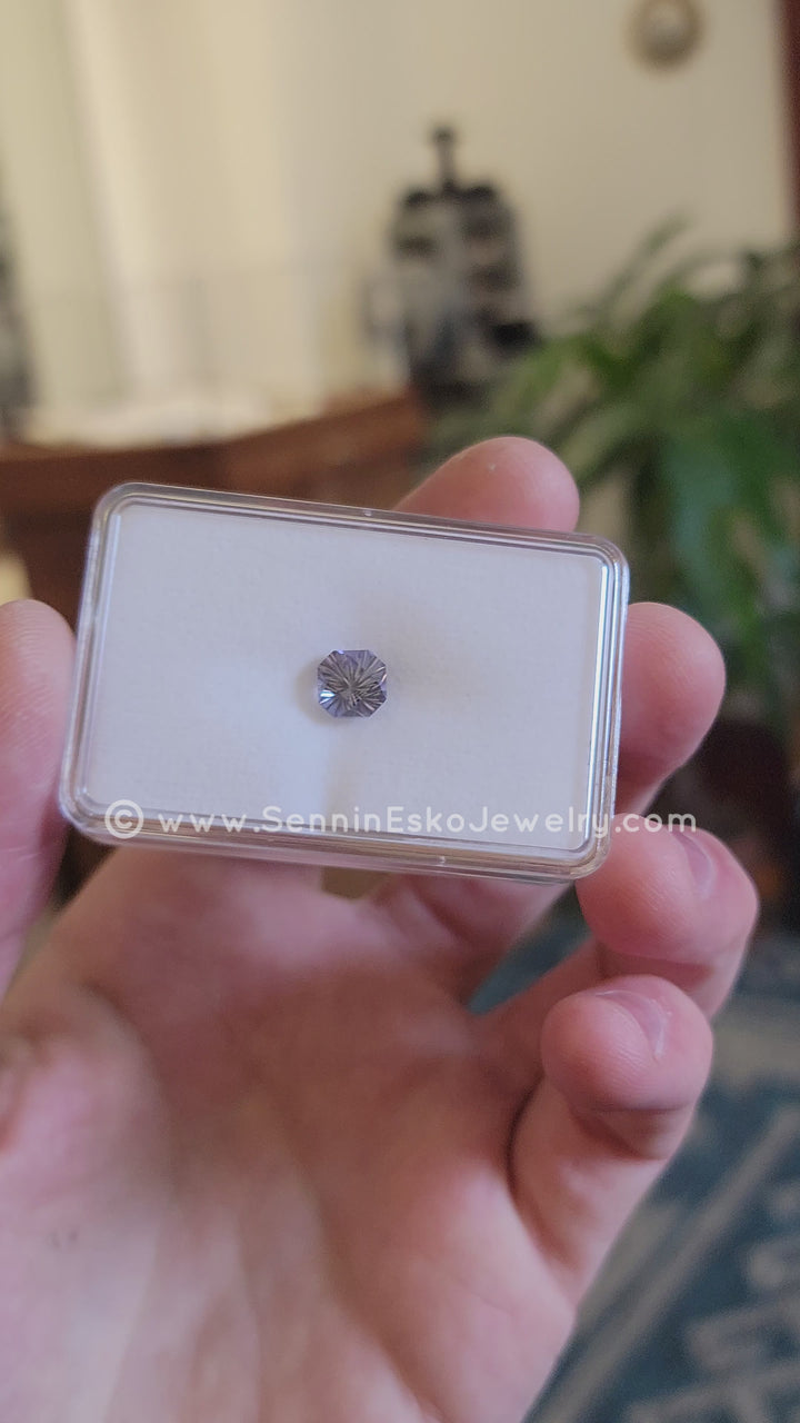 Octogone carré de tanzanite pervenche 2 carats - 7,9 x 7,2 mm - Taille fantaisie