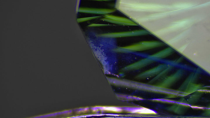 Coussin décagonal en saphir bleu fluo/vert 1 carat - 7 x 5,8 mm, taille fantaisie
