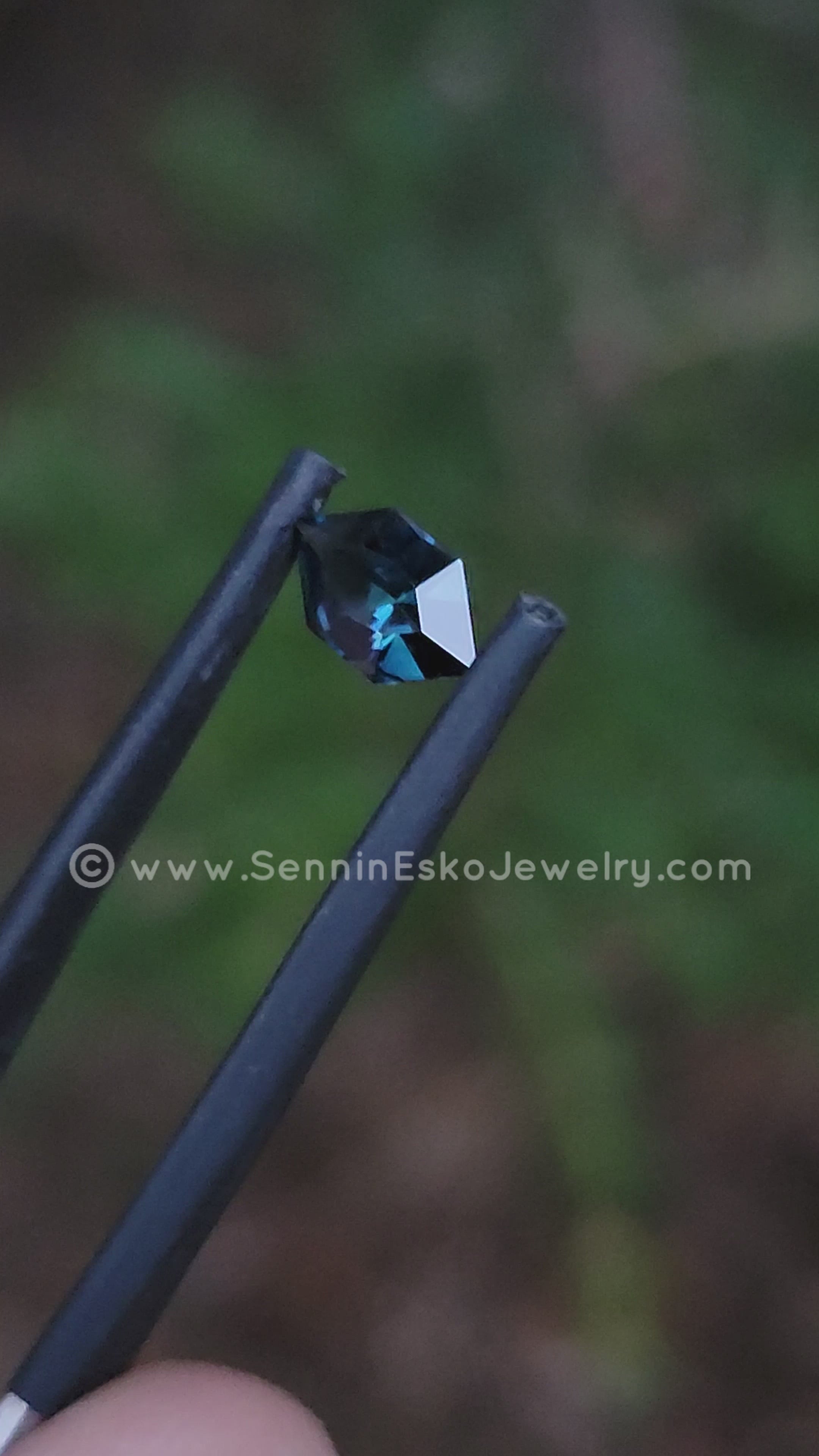 1ct Inky Blue-Green Kenyan Sapphire Hexagon - 8.8x5mm – Sennin