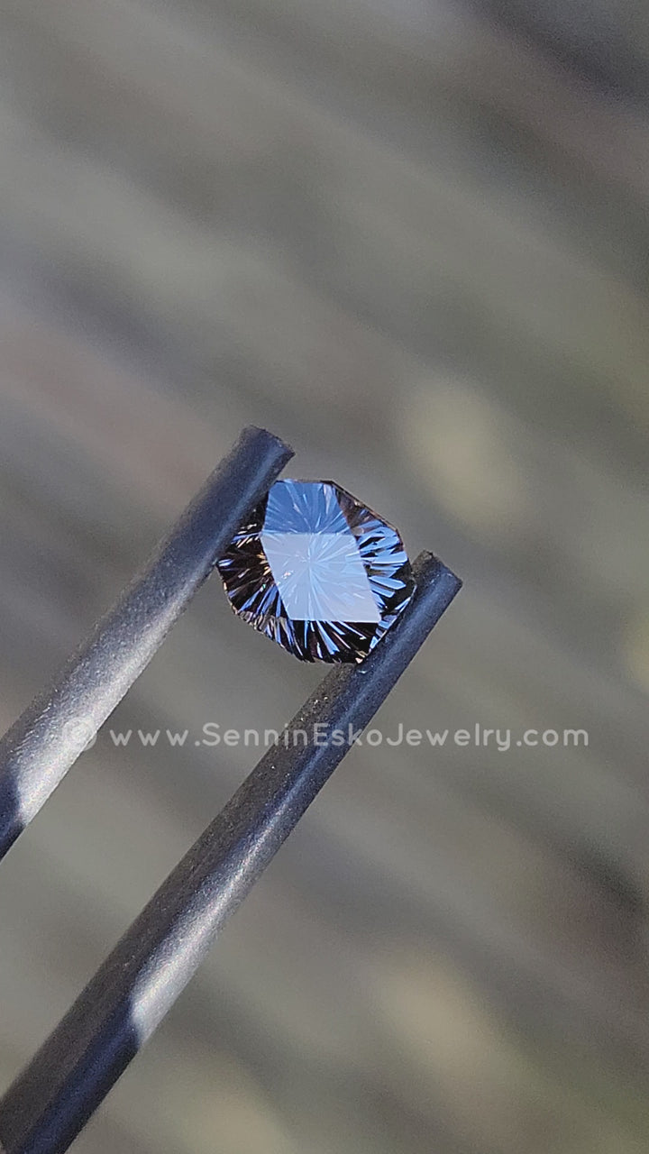 Octogone spinelle bleu/gris 1,2 carat - Taille fantaisie 6,6 x 5,8 mm