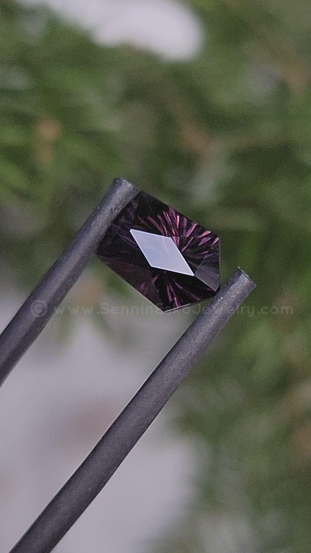 2.7ct Inky Grey Purple Spinelle Shield - 9.5x6.7mm - Fantasy Cut