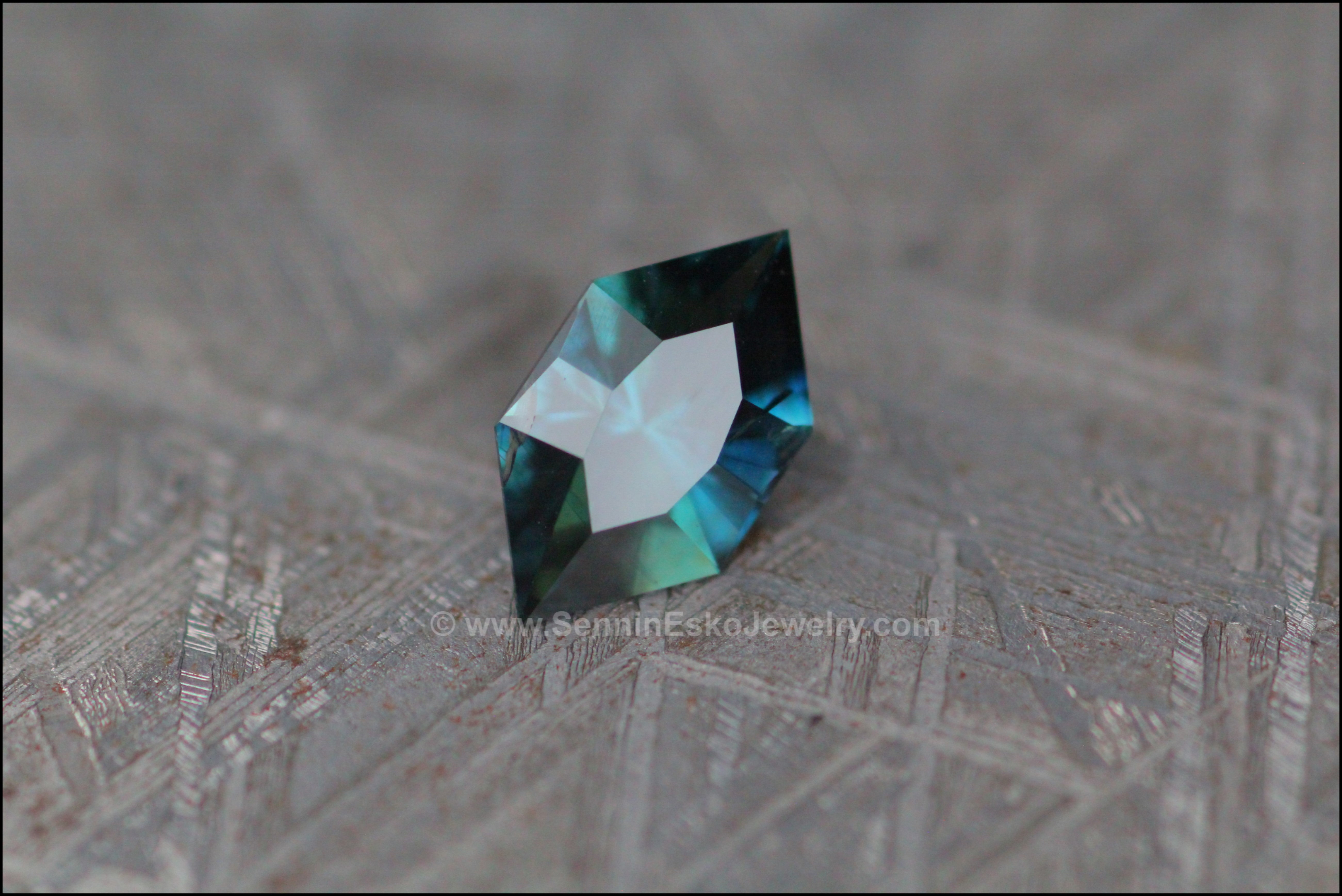 1ct Inky Blue-Green Kenyan Sapphire Hexagon - 8.8x5mm – Sennin