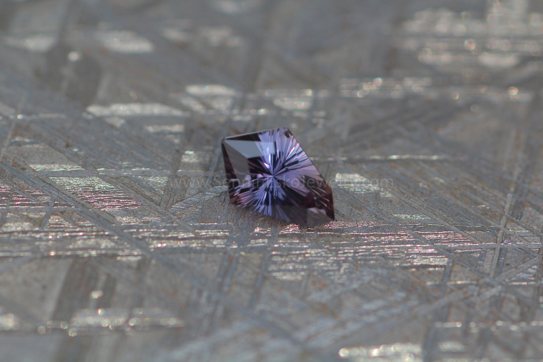 1.42 Carat Color Shifting Purple Sapphire Kite - 8.7x6mm, Fantasy Cut Sennin Esko Jewelry Blue Sapphire, Color Change Sapphire, Color Shifting Sapphire, Fantasy Cut Sapphire, Fantasy Sapphir Past Hand Cut Gemstones