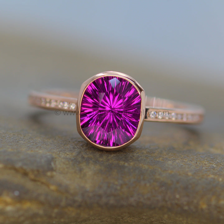 Diamond Channel Accented Rose Gold Bezel Ring Setting - Depicted with a Fantasy cut Purple Garnet  (Setting Only, Center Stone Sold Separately) Sennin Esko Jewelry Bezel Setting, Diamond Alternative, Green Amethyst, Green Amethyst Ring, Prasiolite Ring, Recycled E Loose Settings