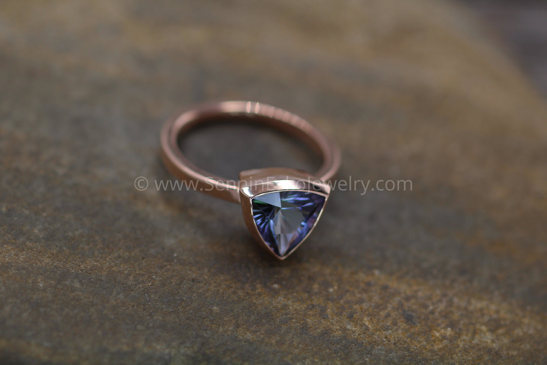 Medium Weight Bezel Ring Setting with a Rectangular Band - Tanzanite Depicted (Setting Only, Center Stone Sold Separately) Sennin Esko Jewelry Rose Gold, Rose Gold Bezel, Tanzanite, Tanzanite Bezel, Tanzanite Engagement, Tanzanite Jewelry, Tan Loose Settings