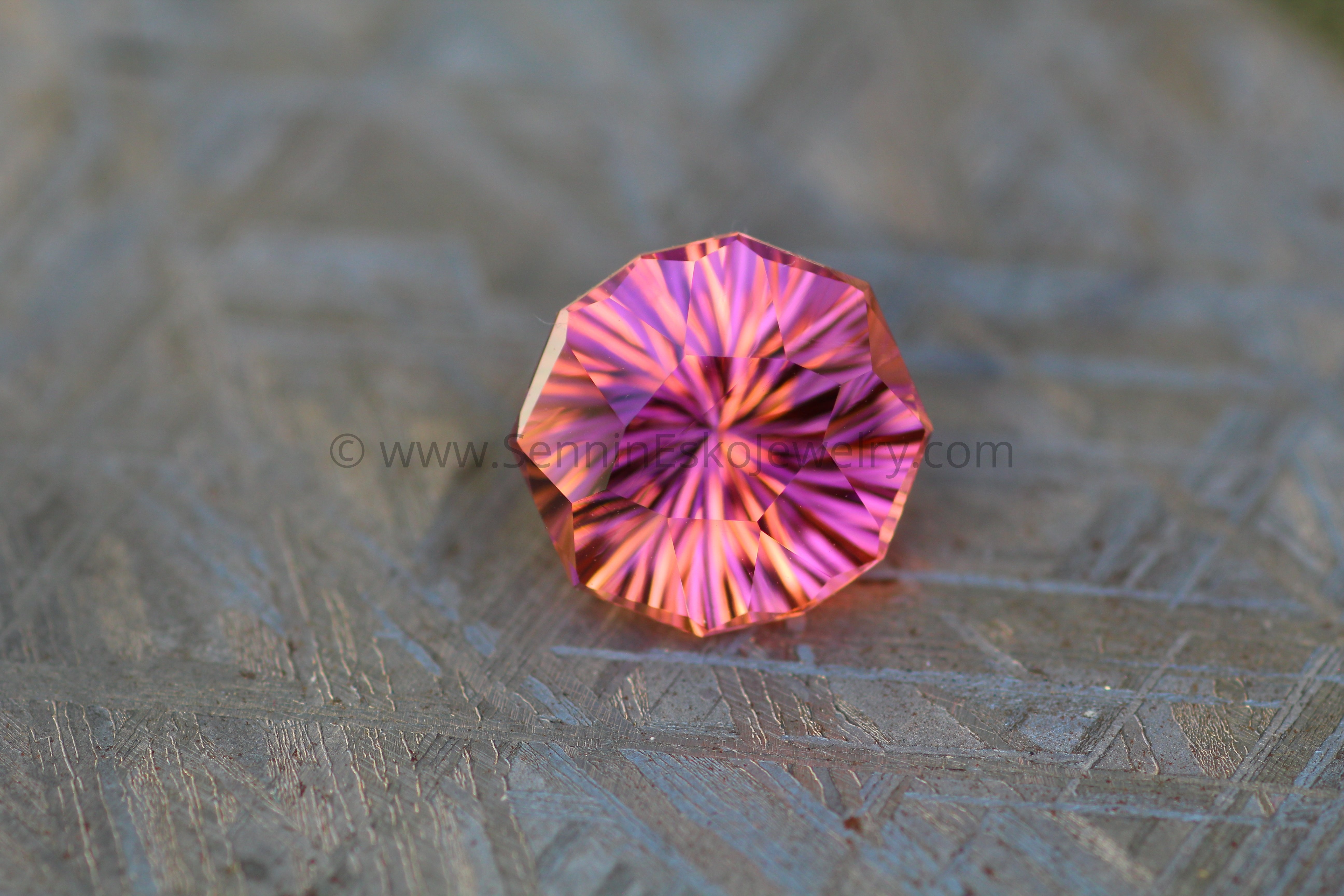 6.4 Pink Tourmaline Decagon - 11.3x11.4mm Fantasy Cut – Sennin