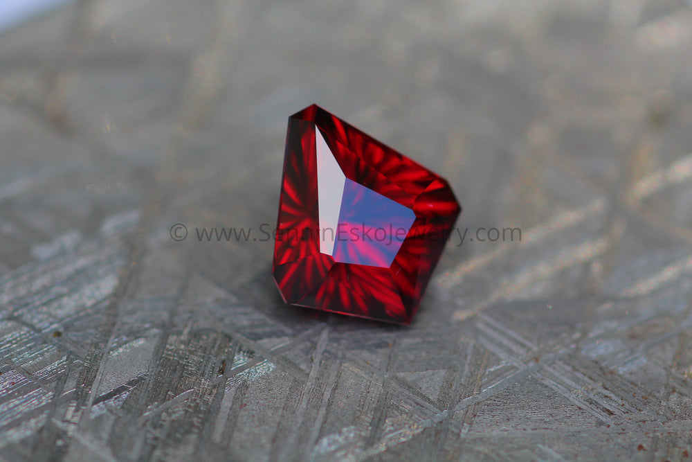 6.8 Carat Fantasy Cut Rhodolite Garnet - Custom Kite Sennin Esko Jewelry Almandine, Archive Tag, Fantasy Cut, Fantasy Cut Garnet, fish, Garnet, Gems & Cabochons, Gemstones,  Past Hand Cut Gemstones