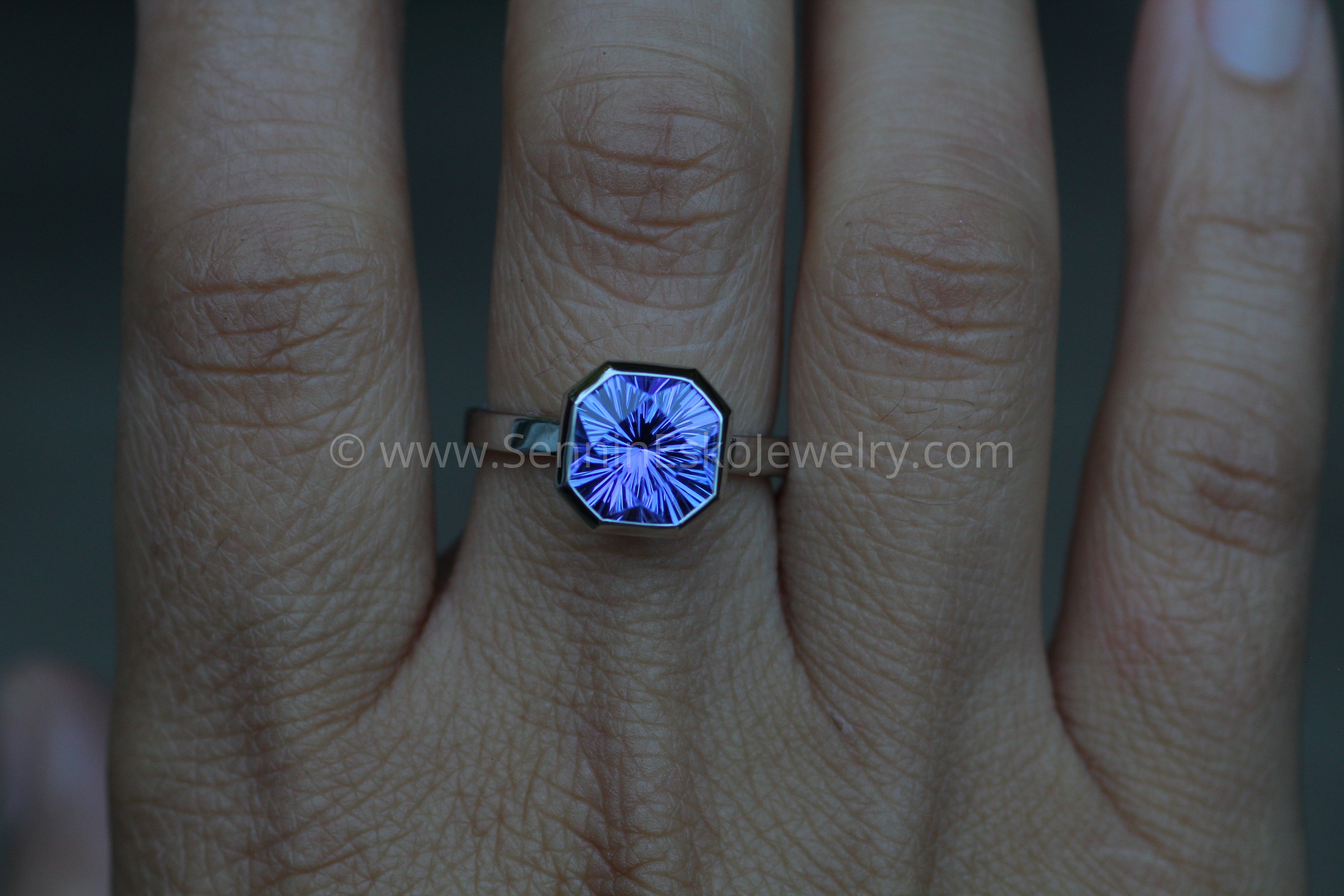 Heavy Weight Platinum Solitaire Bezel Ring Setting - Fantasy Cut 4