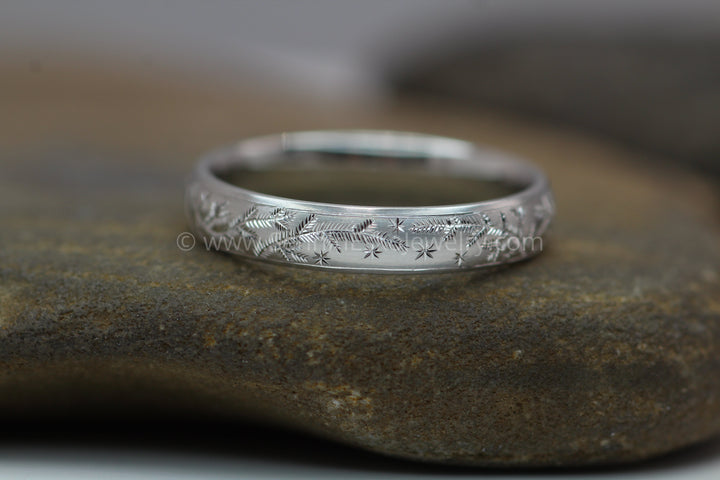 4x1.5mm Spruce and Stars Platinum Band - Comfort Fit Interior - Bright Cut Engraved Band Sennin Esko Jewelry Branch Ring, Branches and LEaves, Bright Cut Ring, Engraved band, Engraved Branch Ring, Engraved Lea ENGRAVABLE BANDS/WEDDING