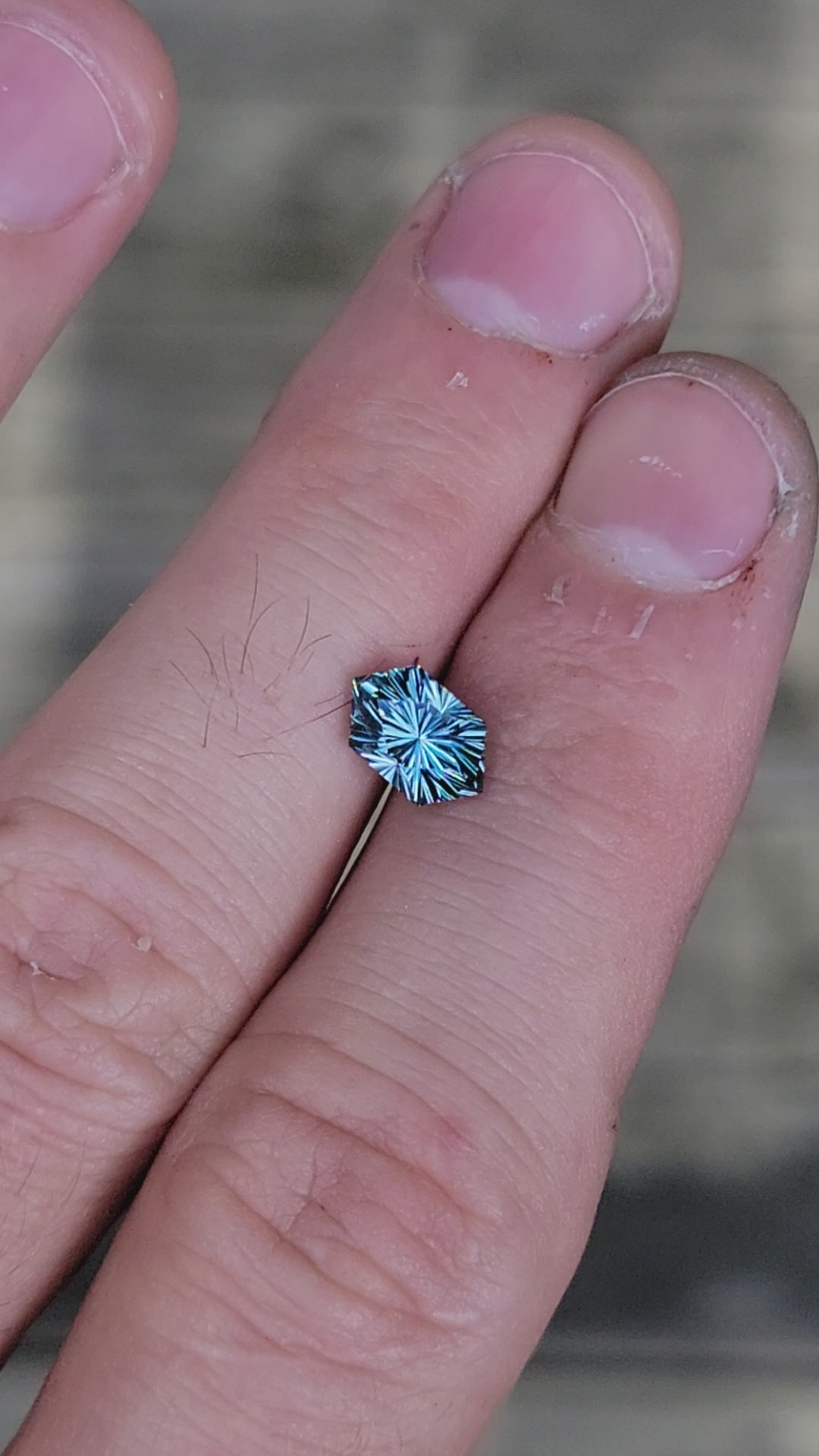 Hexagone saphir du Montana bleu sarcelle 2,2 carats - Taille fantaisie, 9,2 x 5,7 mm