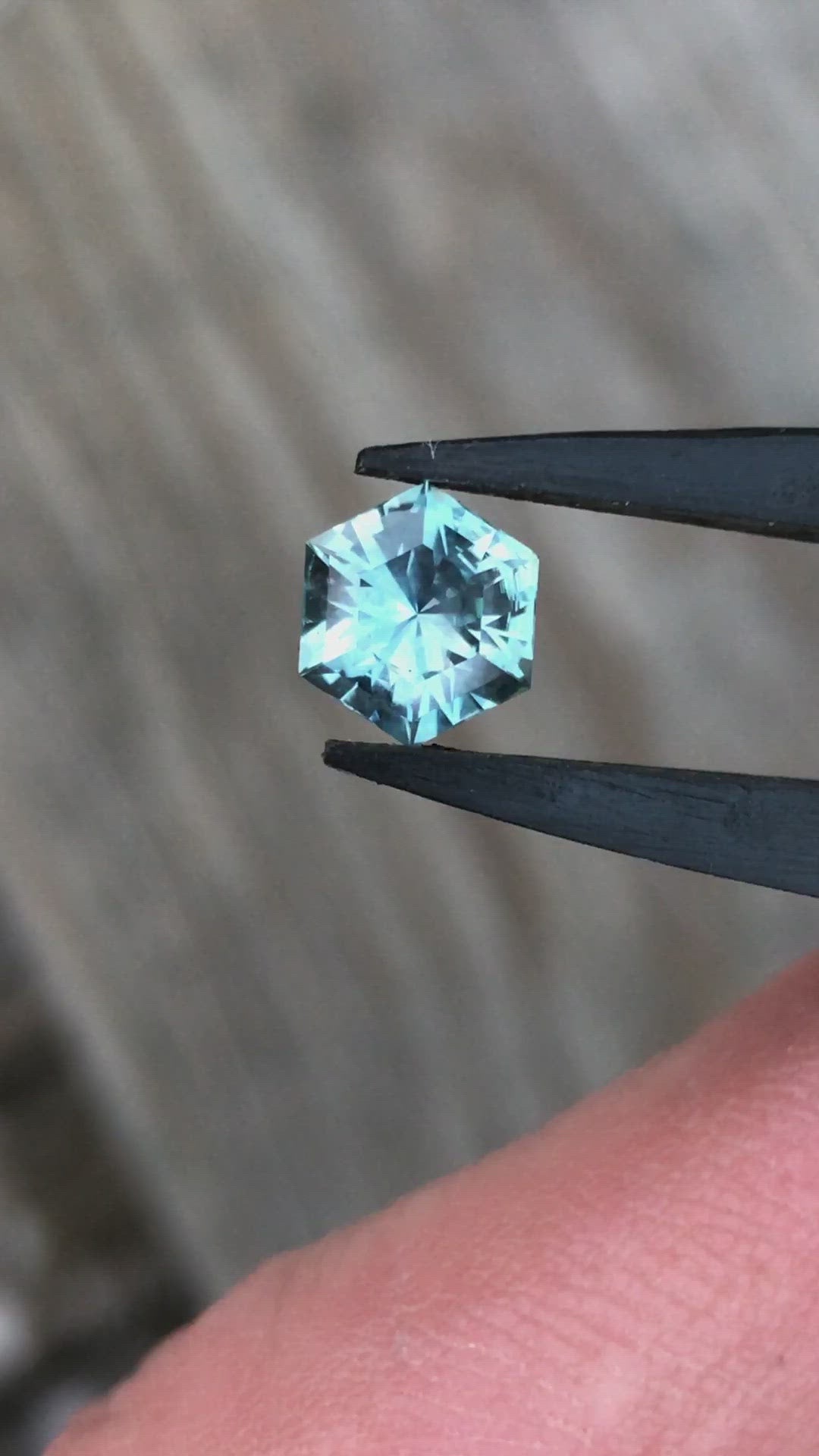 Montana Sapphire Hexagon 7.8x6.7mm, 1.66 Carats - Blue Green - Precision Cut