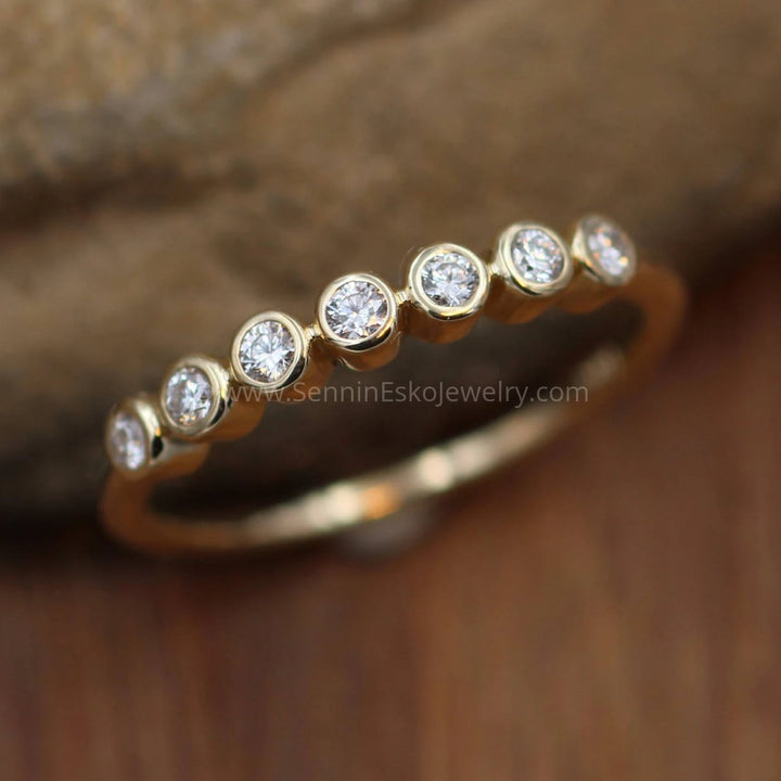 Diamond Multi Bezel Wedding Ring in 14 or 18 Karat Gold - VS Diamond Sennin Esko Jewelry dainty diamond band, diamond band, Diamond Bezel Ring, Diamond channel ring, Diamond multi bezel, di FINE RINGS / ENGAGEMENT