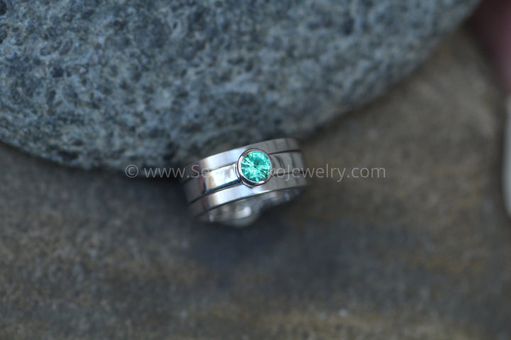 Platinum 3x Piece Stackable Set - Depicted with an Emerald (Setting Only, Center Stone Sold Separately) Sennin Esko Jewelry Alternative Platinum, Colombian Emerald, Diamond Alternative, Emerald Bezel Ring, Emerald Engagement Loose Settings