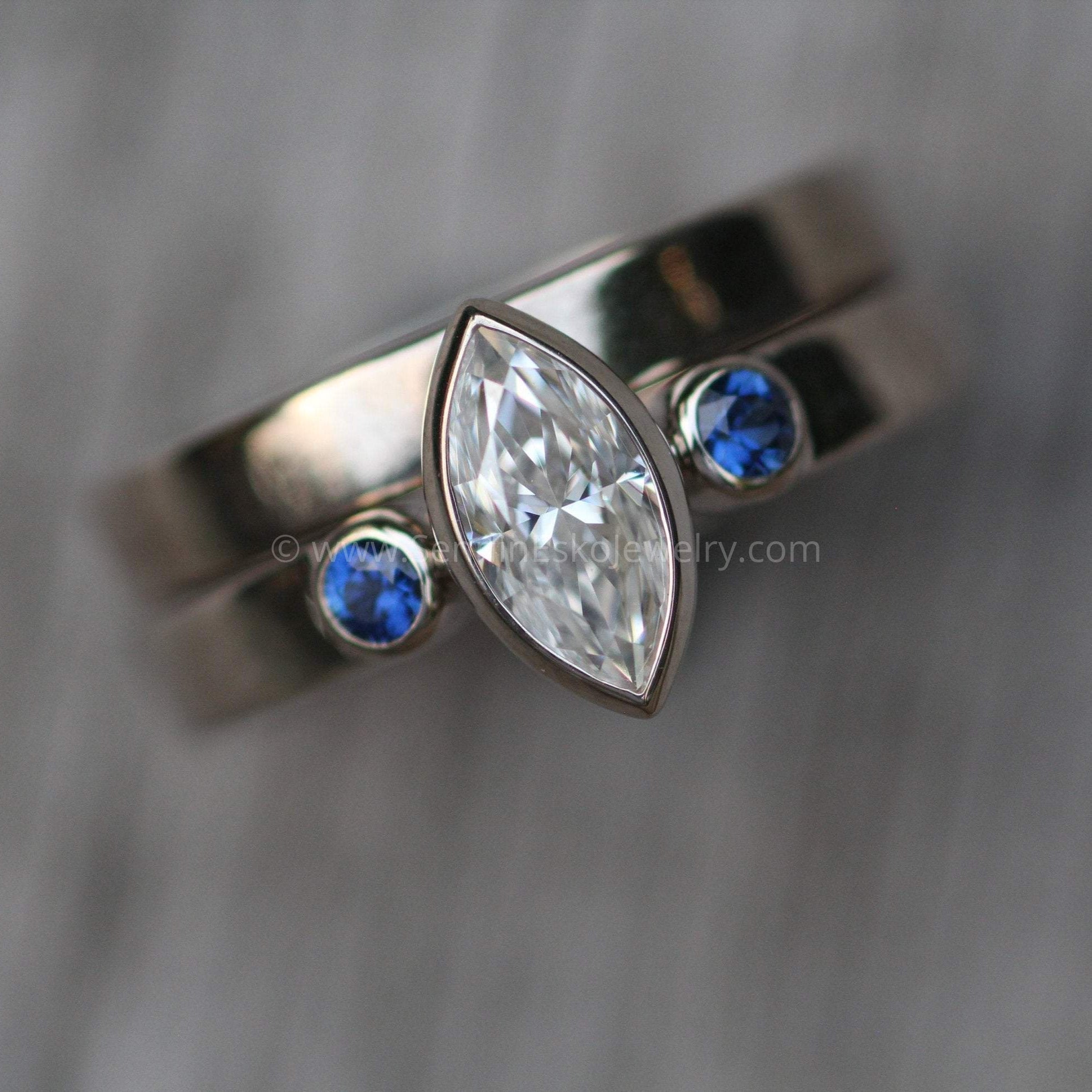 Purchase the High-Quality Women's 950 Palladium Wedding Rings | GLAMIRA.com