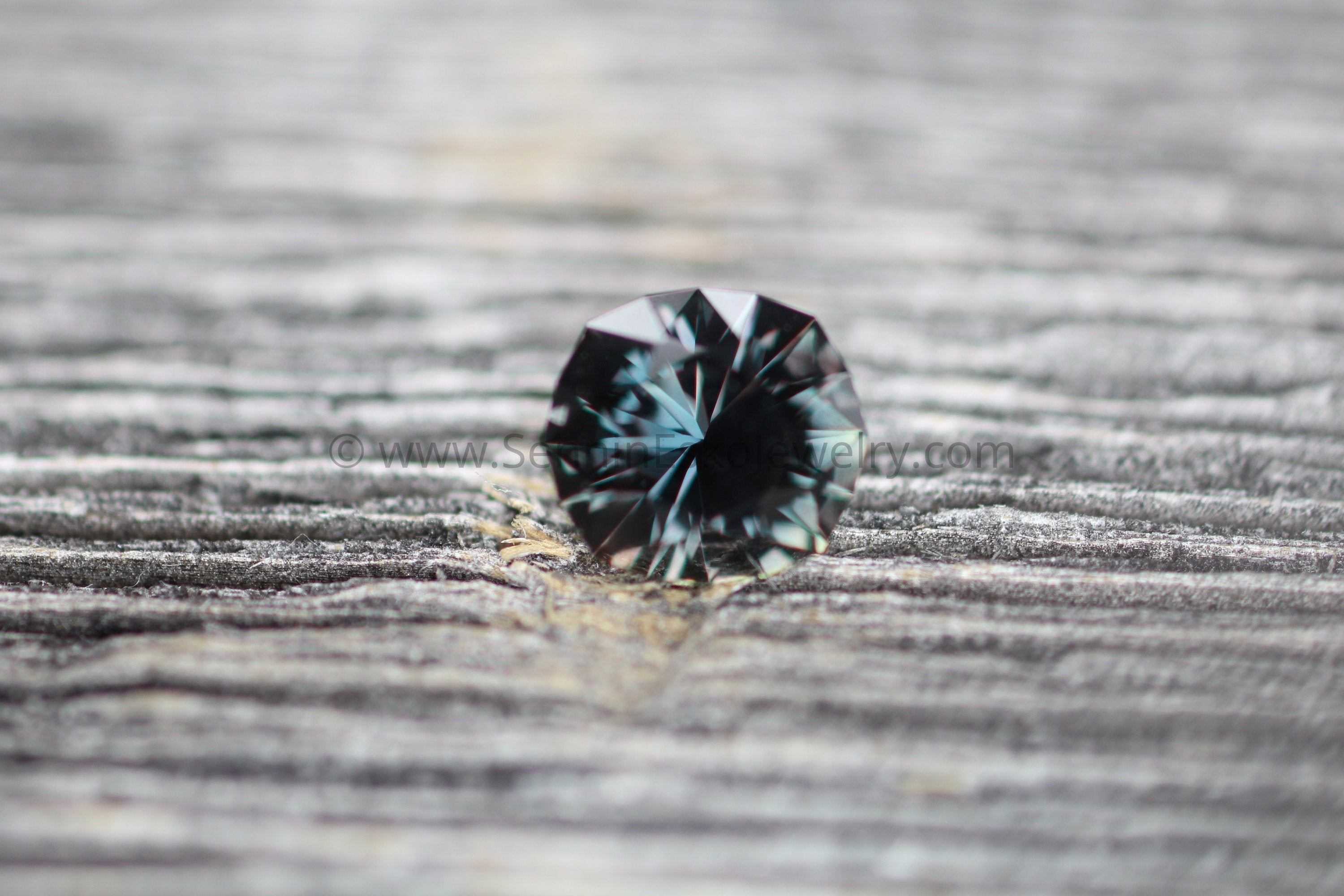 Tanzanian Color Changing 1.25 Ct Sapphire - Blue, Green