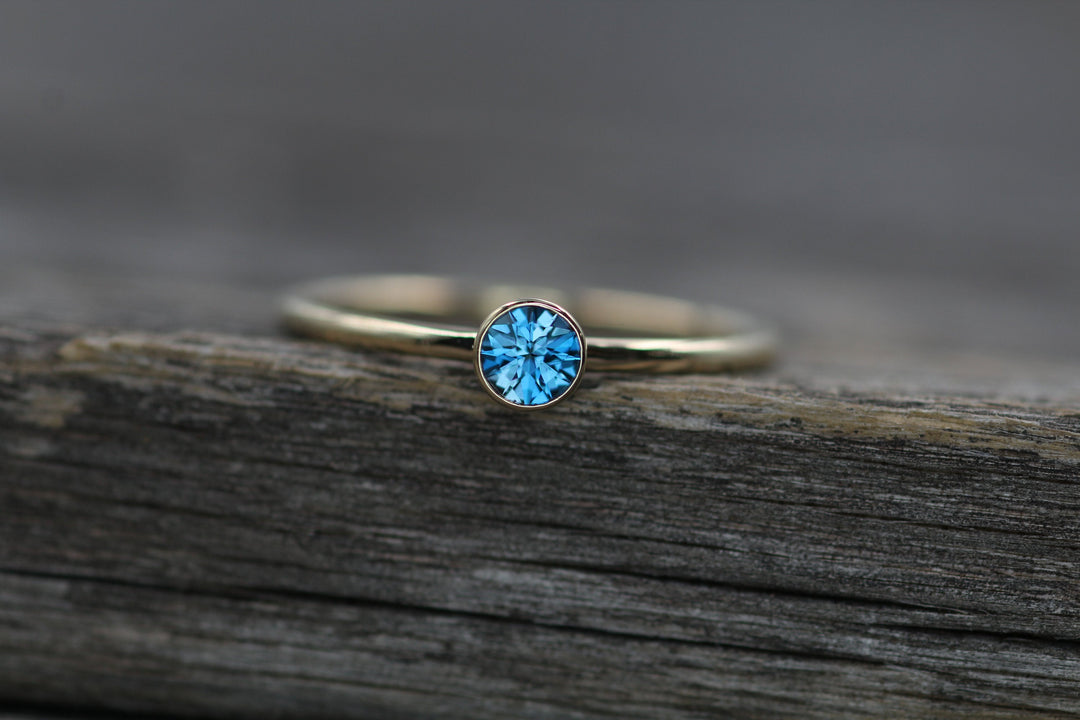 London Blue Topaz Yellow Gold Stacking Ring - Precision Cut London Blue Topaz Ring - Topaz Bezel Ring Sennin Esko Jewelry Alternative Ring, Bezel Stacking Ring, Dark Blue Topaz, Electric Blue Topaz, London Blue, London Blu FINE RINGS / ENGAGEMENT